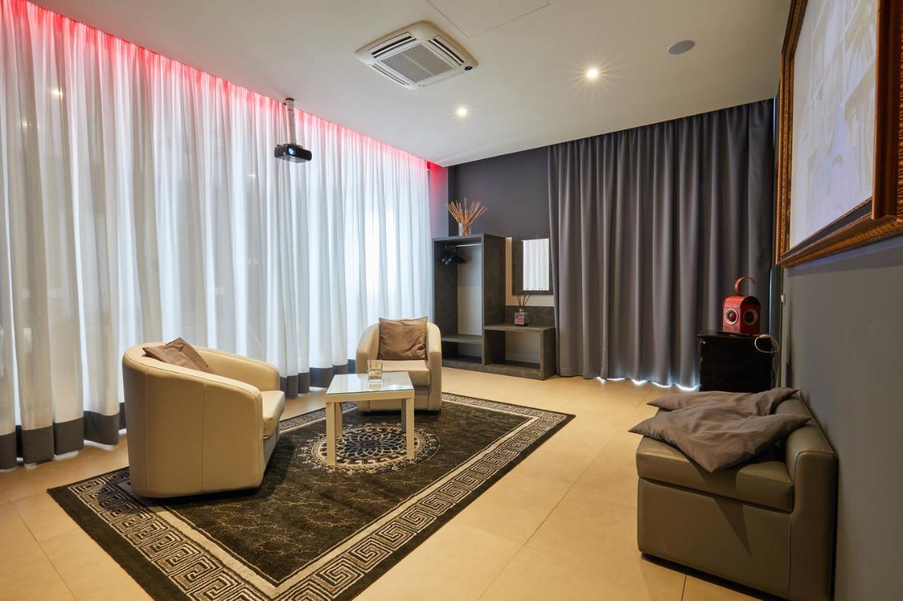 Castelmartini Wellness & Business Hotel Larciano Buitenkant foto