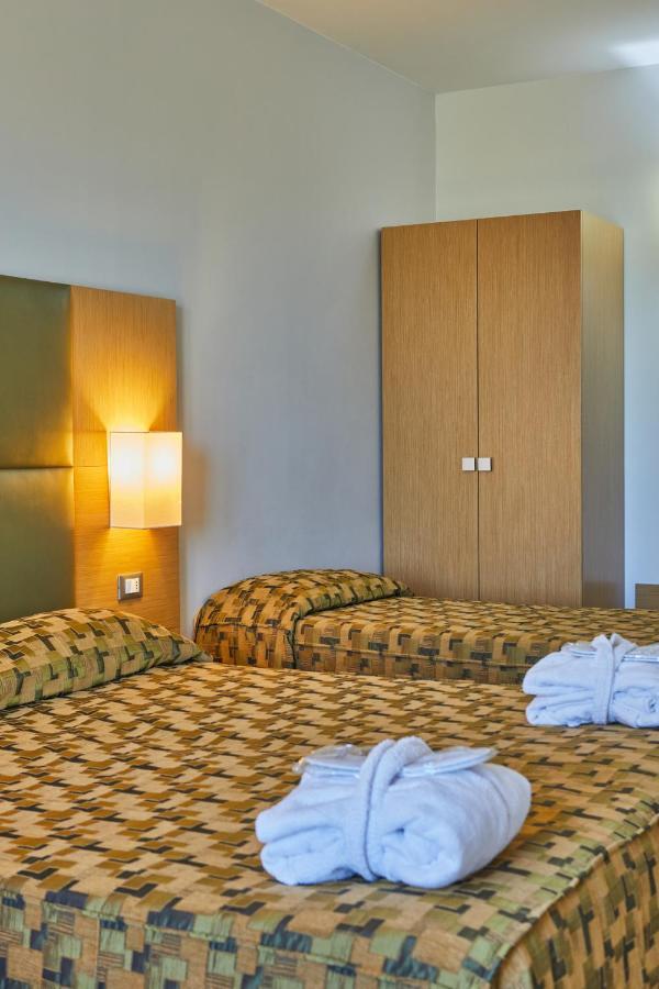 Castelmartini Wellness & Business Hotel Larciano Buitenkant foto