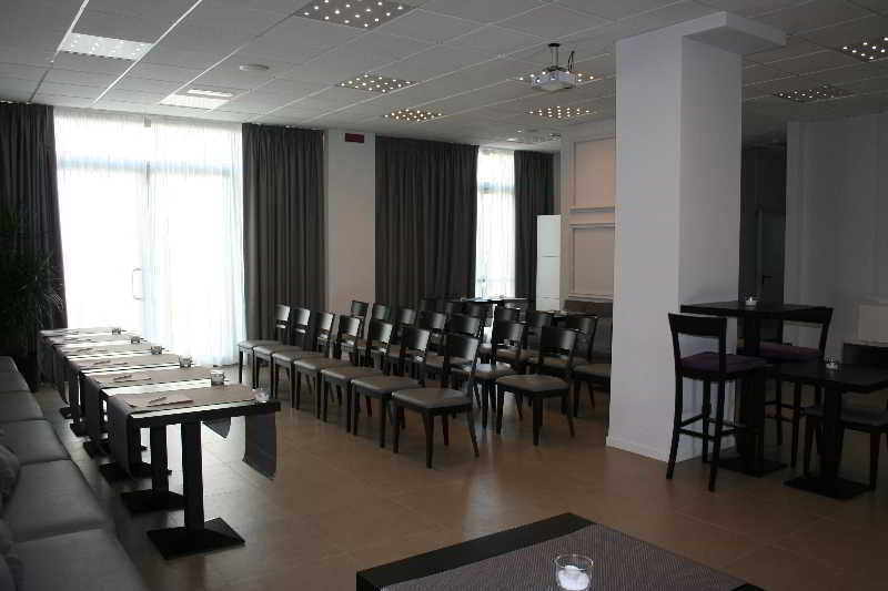 Castelmartini Wellness & Business Hotel Larciano Buitenkant foto