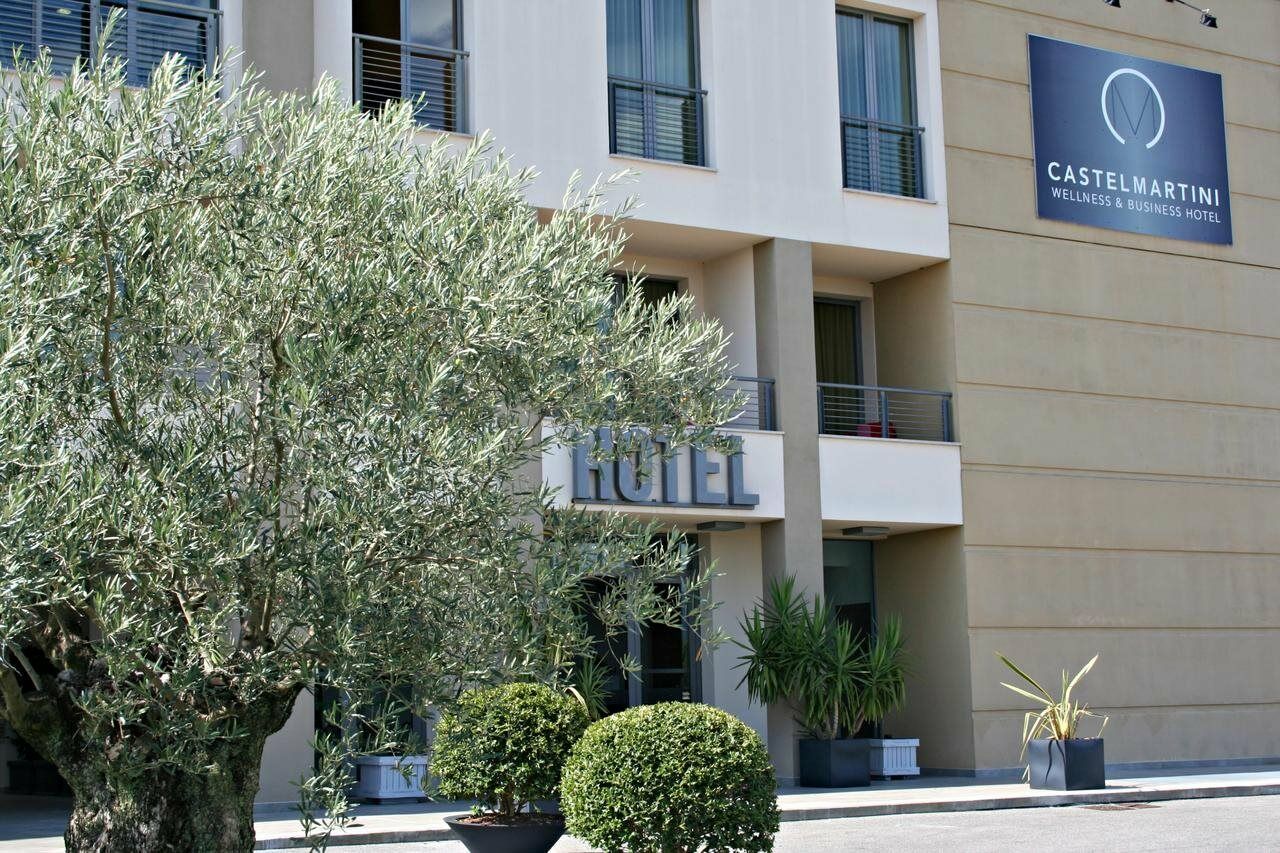 Castelmartini Wellness & Business Hotel Larciano Buitenkant foto